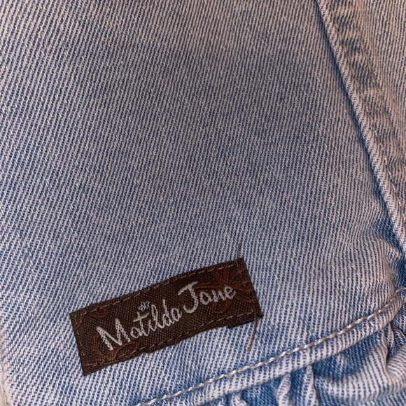 NWT Matilda Jane Light Wash Blue Denim Vest w/ Ruffled PNK Gingham Sleeves SZ 8 - Picture 3 of 6